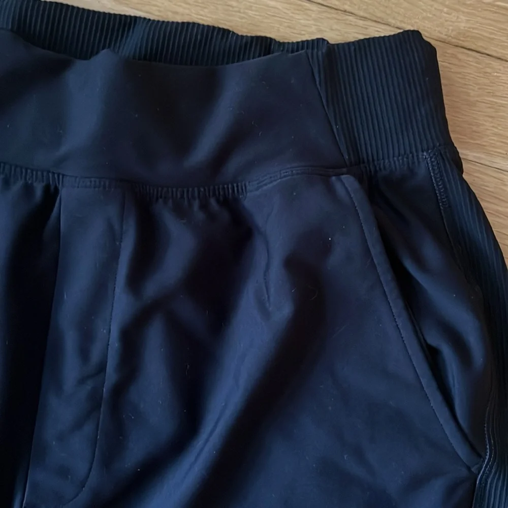 Old Navy Black Tapered Joggers, super soft - Picture 3 of 4